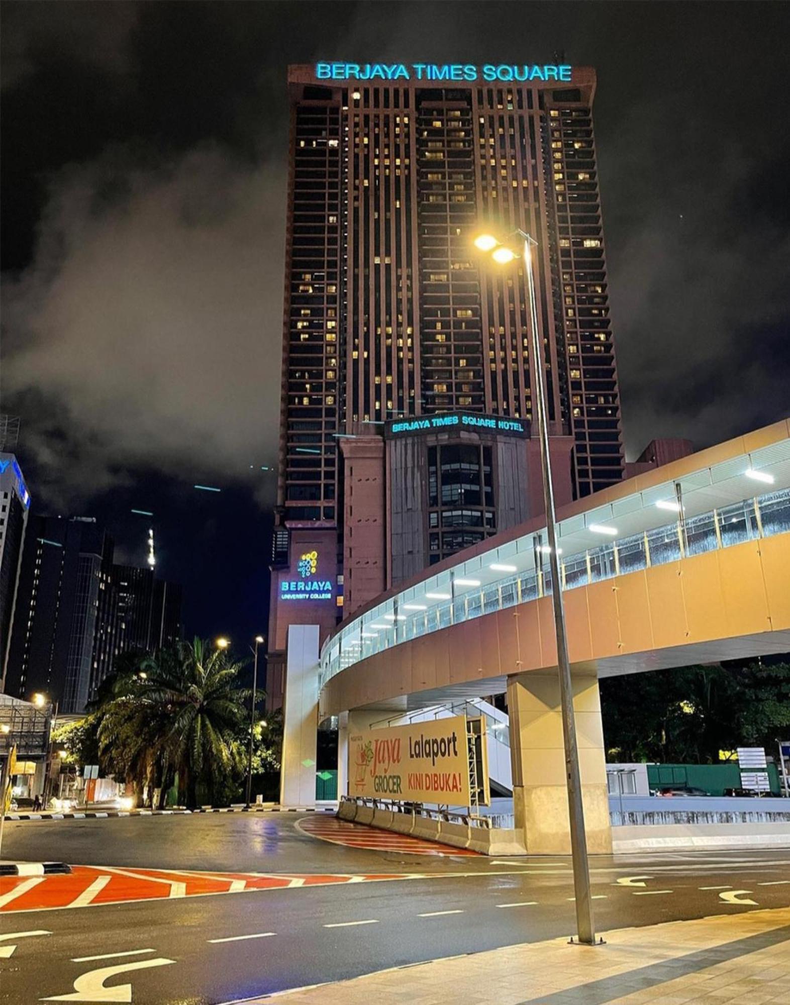 Bunga Raya At Times Square Apartment